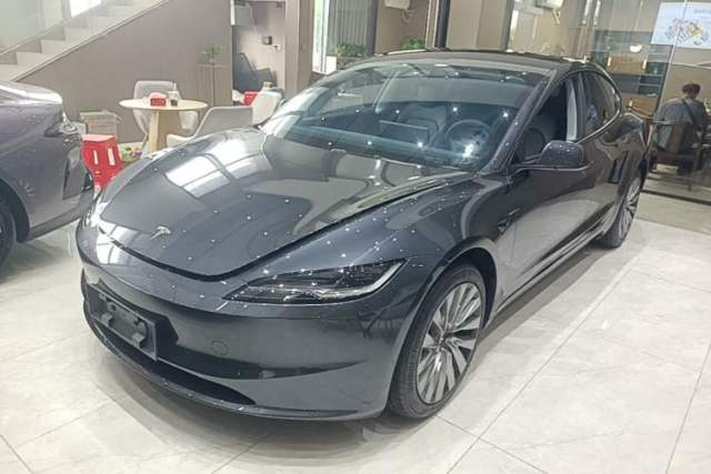 Used Tesla Model 3 2025 Rear-Wheel-Drive Version