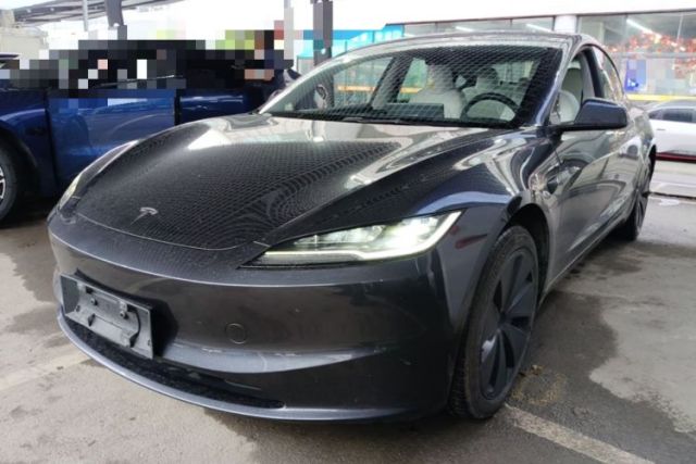 Used Tesla Model 3 2025 Long-Range All-Wheel-Drive Version