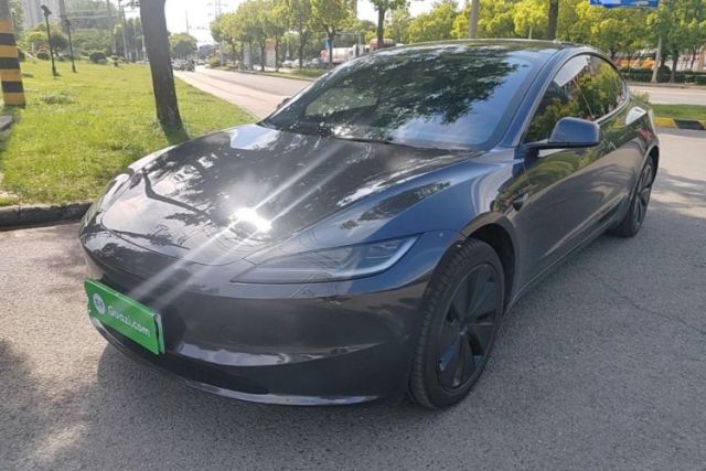 Used Tesla Model 3 2025 Rear-Wheel-Drive Version