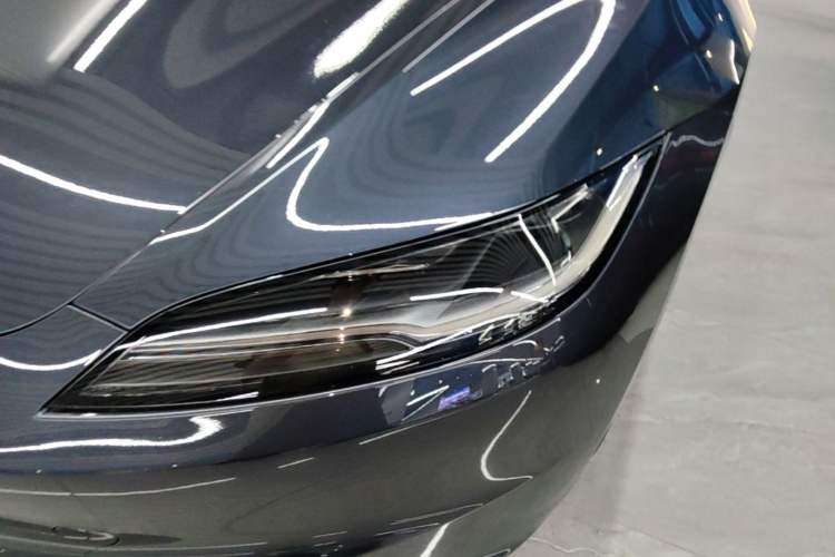 Used Tesla Model 3 2025 Rear-Wheel-Drive Version Left Front Headlight