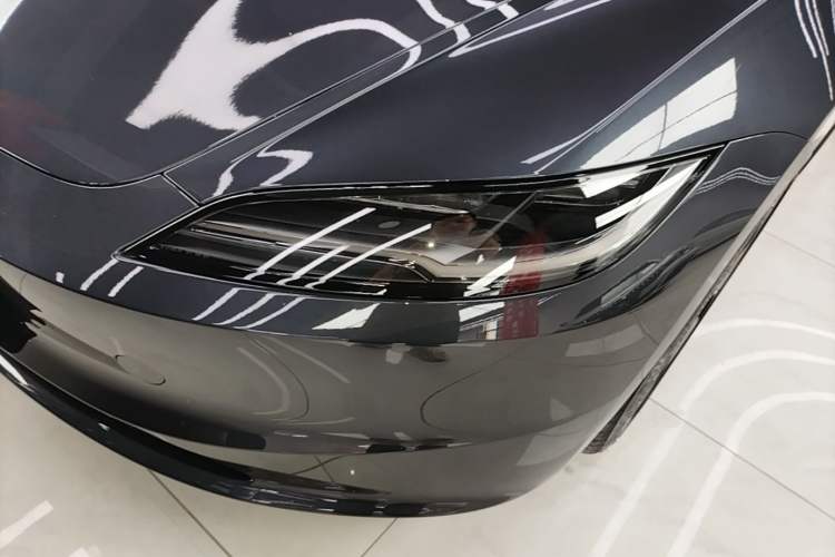 Used Tesla Model 3 2025 Rear-Wheel-Drive Version Left Front Headlight