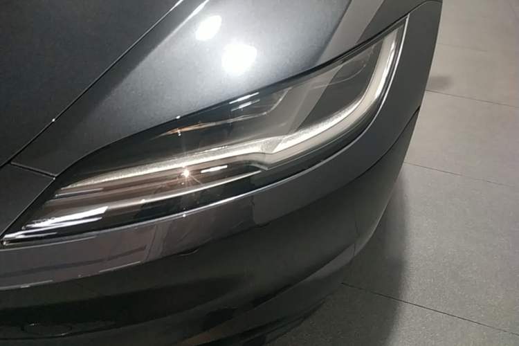 Used Tesla Model 3 2025 Rear-Wheel-Drive Version Left Front Headlight