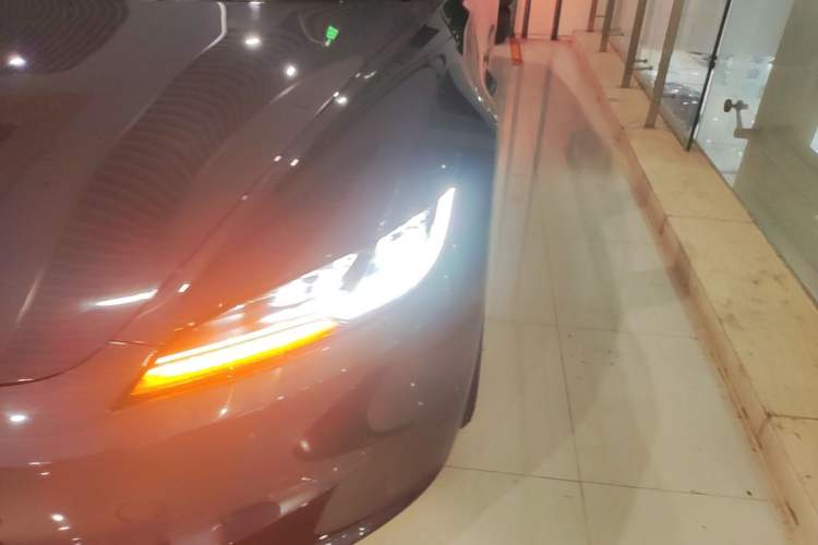 Used Tesla Model 3 2025 Rear-Wheel-Drive Version Left Front Headlight