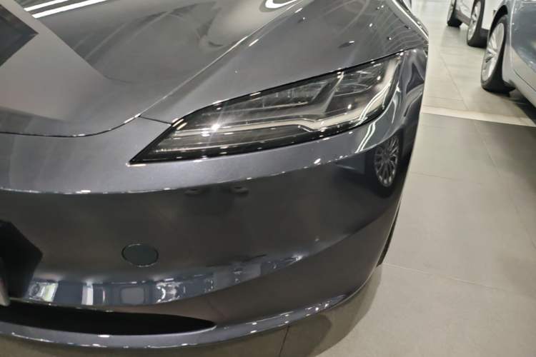 Used Tesla Model 3 2025 Rear-Wheel-Drive Version Left Front Headlight