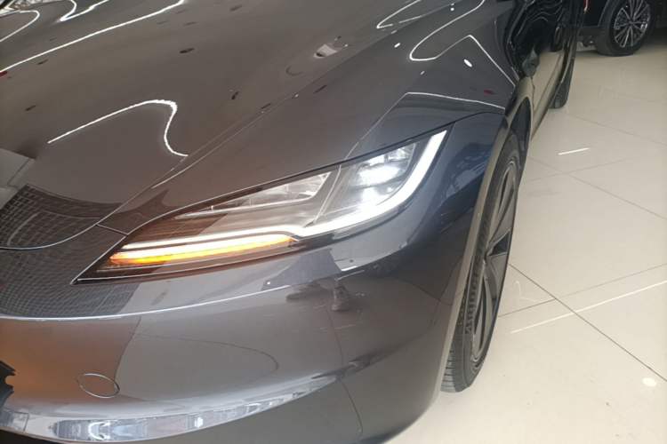 Used Tesla Model 3 2025 Model Revised Rear-Wheel-Drive Version Left Front Headlight