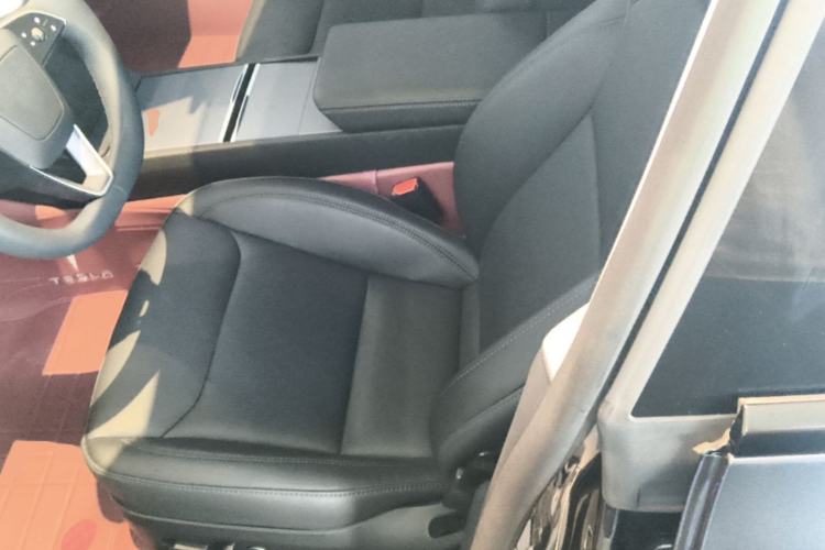 Used Tesla Model 3 2025 Rear-Wheel-Drive Version Left Front Seat