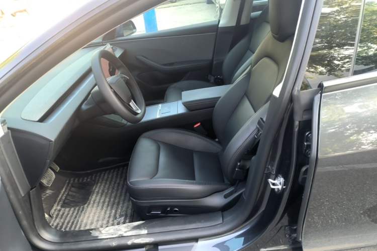 Used Tesla Model 3 2025 Rear-Wheel-Drive Version Left Front Seat