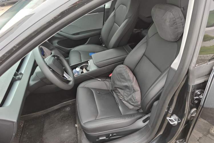 Used Tesla Model 3 2025 Rear-Wheel-Drive Version Left Front Seat