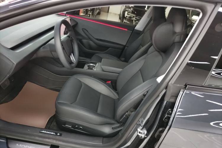 Used Tesla Model 3 2025 Rear-Wheel-Drive Version Left Front Seat