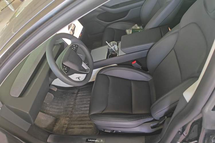 Used Tesla Model 3 2025 Rear-Wheel-Drive Version Left Front Seat