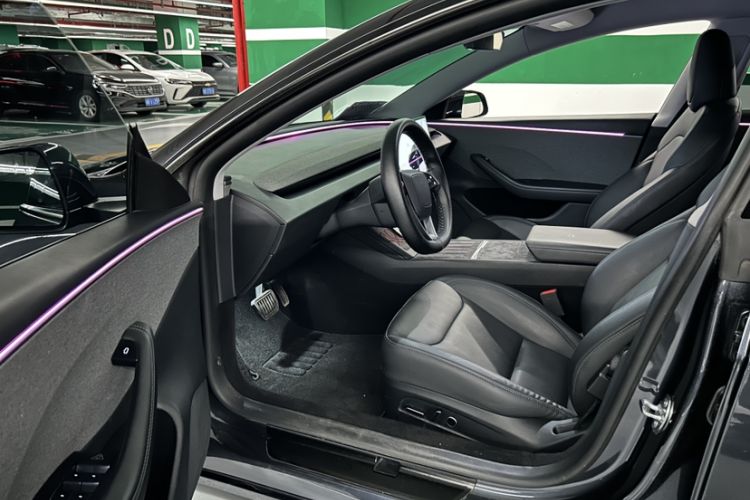 Used Tesla Model 3 2025 Rear-Wheel-Drive Version Left Front Seat