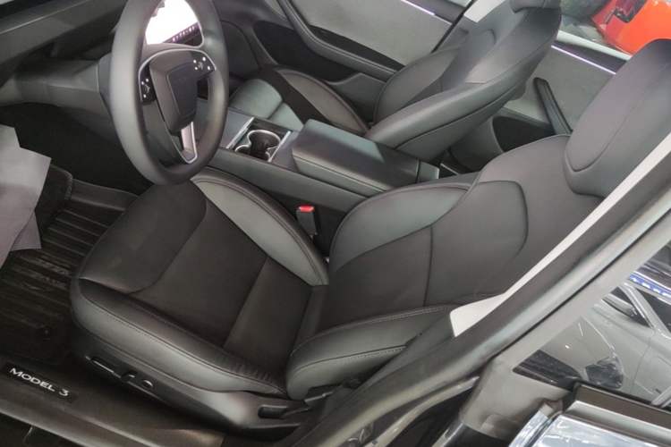 Used Tesla Model 3 2025 Rear-Wheel-Drive Version Left Front Seat