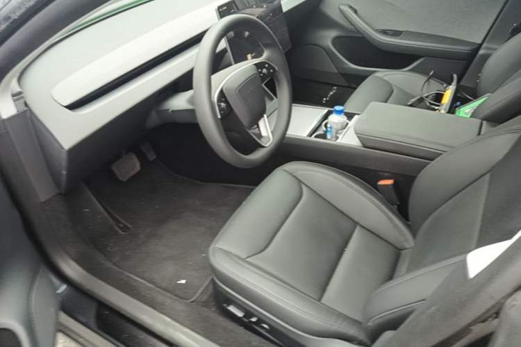 Used Tesla Model 3 2025 Rear-Wheel-Drive Version Left Front Seat
