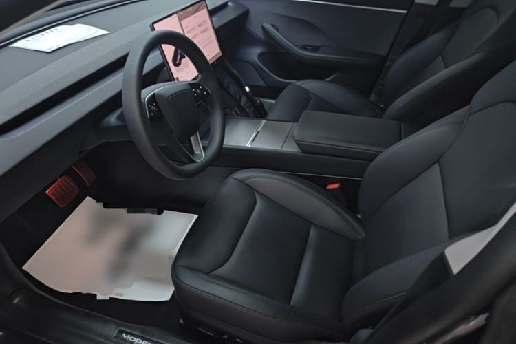 Used Tesla Model 3 2025 Rear-Wheel-Drive Version Left Front Seat