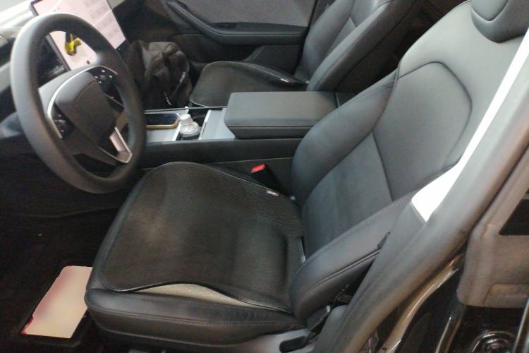 Used Tesla Model 3 2025 Rear-Wheel-Drive Version Left Front Seat