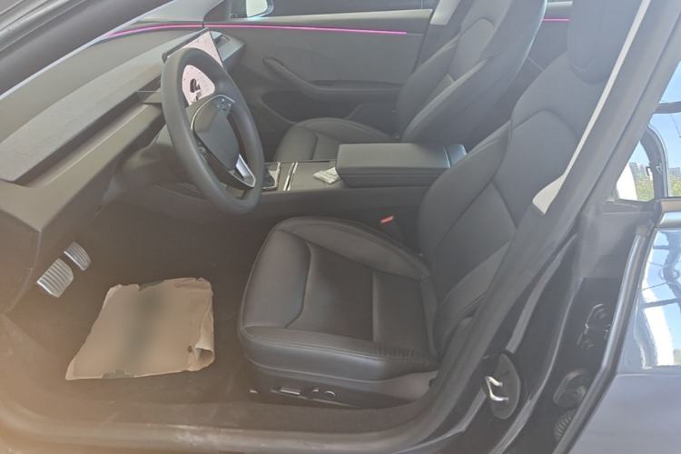 Used Tesla Model 3 2025 Rear-Wheel-Drive Version Left Front Seat