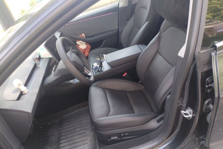 Used Tesla Model 3 2025 Rear-Wheel-Drive Version Left Front Seat
