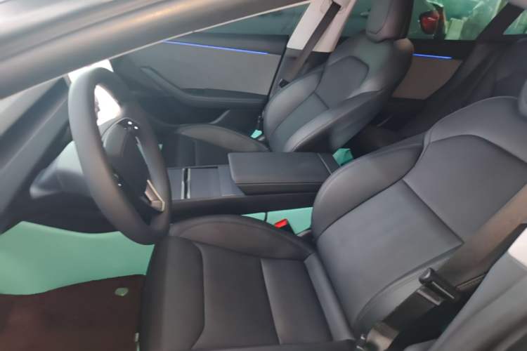 Used Tesla Model 3 2025 Rear-Wheel-Drive Version Left Front Seat