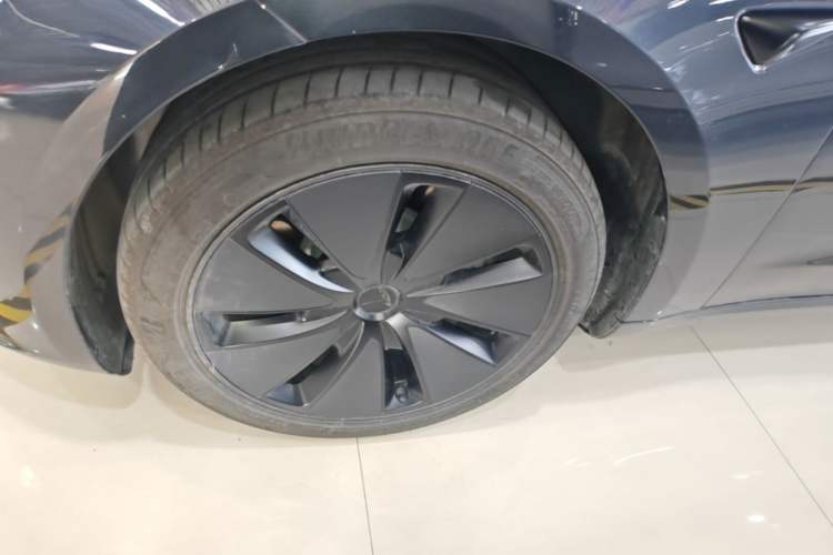 Used Tesla Model 3 2025 Rear-Wheel-Drive Version Left Front Wheel Hub