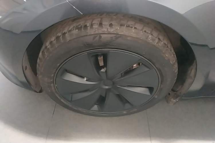 Used Tesla Model 3 2025 Rear-Wheel-Drive Version Left Front Wheel Hub