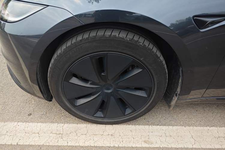 Used Tesla Model 3 2025 Rear-Wheel-Drive Version Left Front Wheel Hub