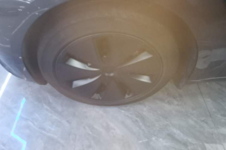 Used Tesla Model 3 2025 Model Revised Rear-Wheel-Drive Version Left Front Wheel Hub