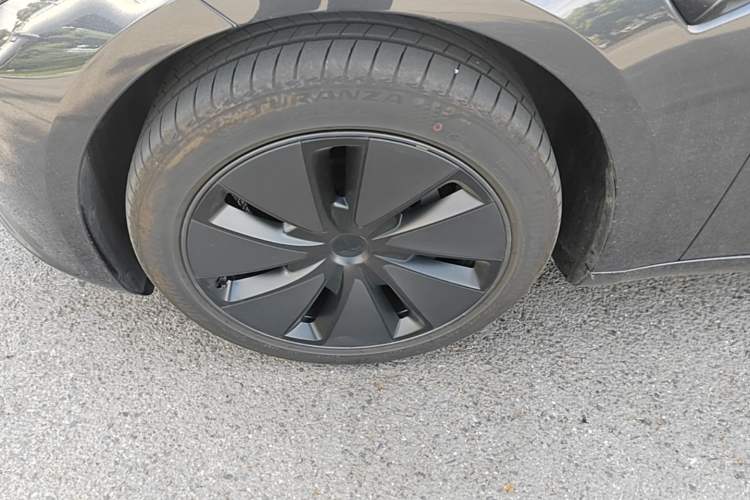 Used Tesla Model 3 2025 Rear-Wheel-Drive Version Left Front Wheel Hub