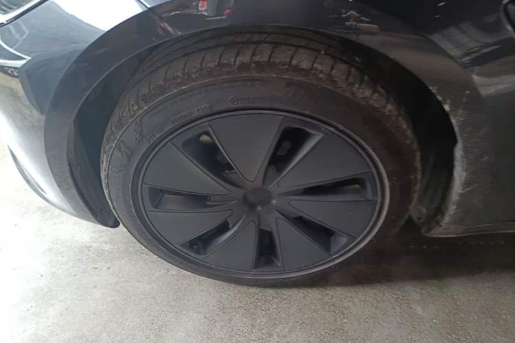 Used Tesla Model 3 2025 Rear-Wheel-Drive Version Left Front Wheel Hub