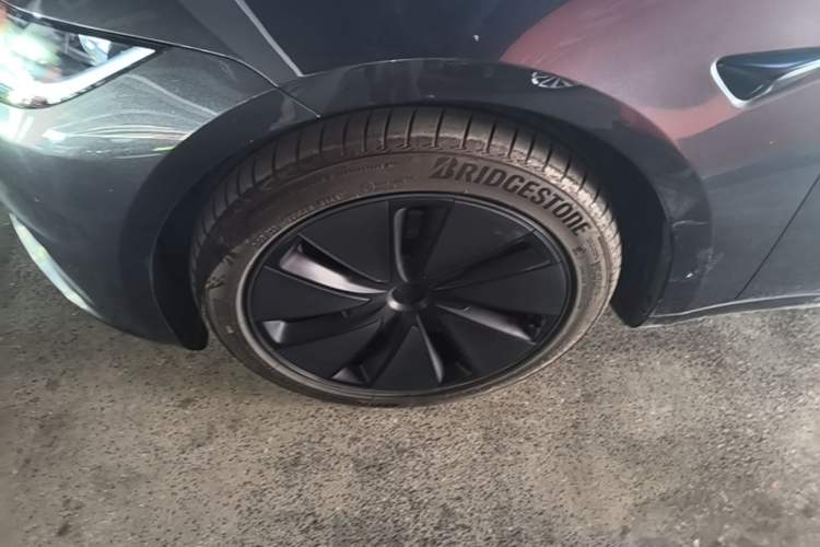 Used Tesla Model 3 2025 Rear-Wheel-Drive Version Left Front Wheel Hub