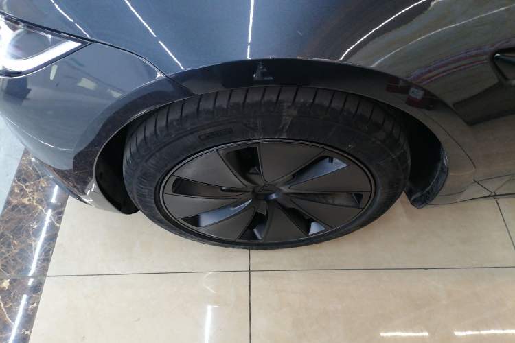 Used Tesla Model 3 2025 Rear-Wheel-Drive Version Left Front Wheel Hub