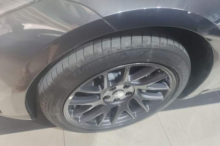 Used Tesla Model 3 2025 Rear-Wheel-Drive Version Left Front Wheel Hub
