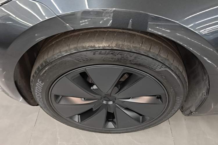 Used Tesla Model 3 2025 Rear-Wheel-Drive Version Left Front Wheel Hub