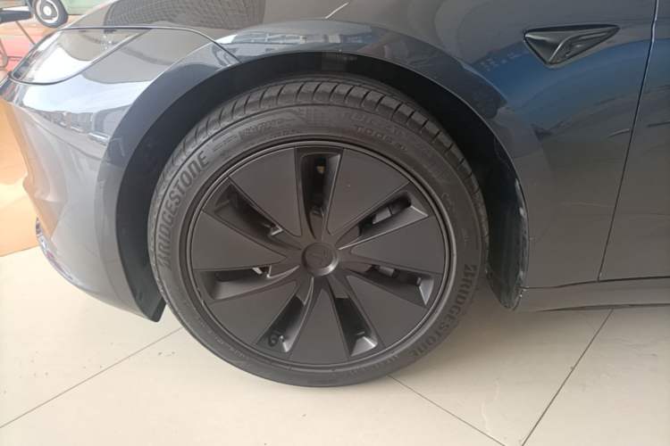 Used Tesla Model 3 2025 Model Revised Rear-Wheel-Drive Version Left Front Wheel Hub