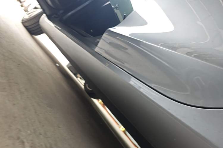 Used Tesla Model 3 2025 Model Revised Rear-Wheel-Drive Version Left Side Sill