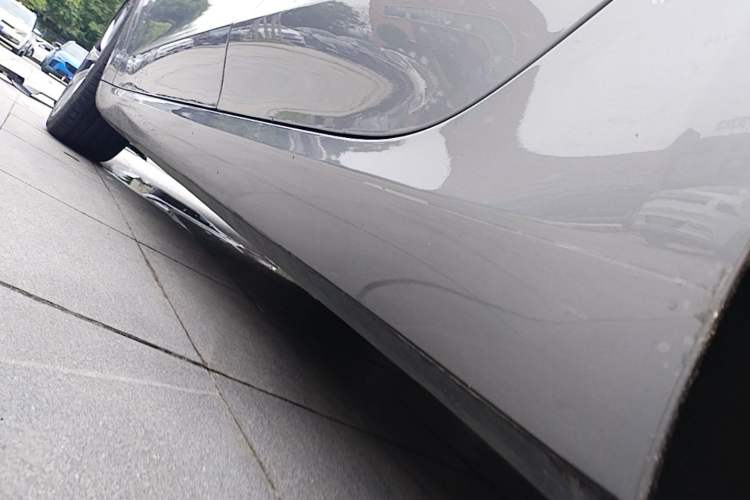 Used Tesla Model 3 2025 Model Long-Range Rear-Wheel-Drive Version Left Side Sill