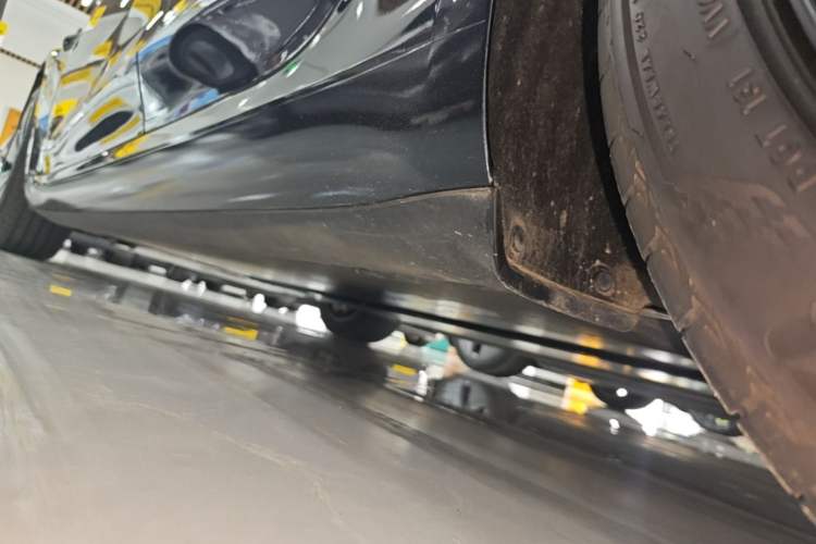 Used Tesla Model 3 2025 Model Revised Rear-Wheel-Drive Version Left Side Sill