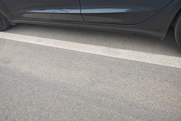 Used Tesla Model 3 2025 Rear-Wheel-Drive Version Left Side Sill