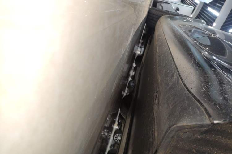 Used Tesla Model 3 2025 Rear-Wheel-Drive Version Left Side Sill