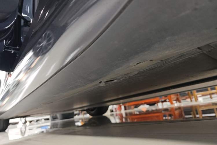 Used Tesla Model 3 2025 Rear-Wheel-Drive Version Left Side Sill