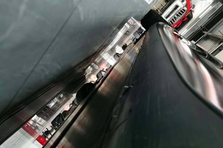 Used Tesla Model 3 2025 Rear-Wheel-Drive Version Left Side Sill