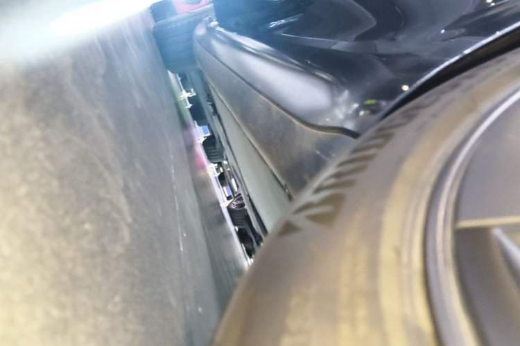 Used Tesla Model 3 2025 Rear-Wheel-Drive Version Left Side Sill