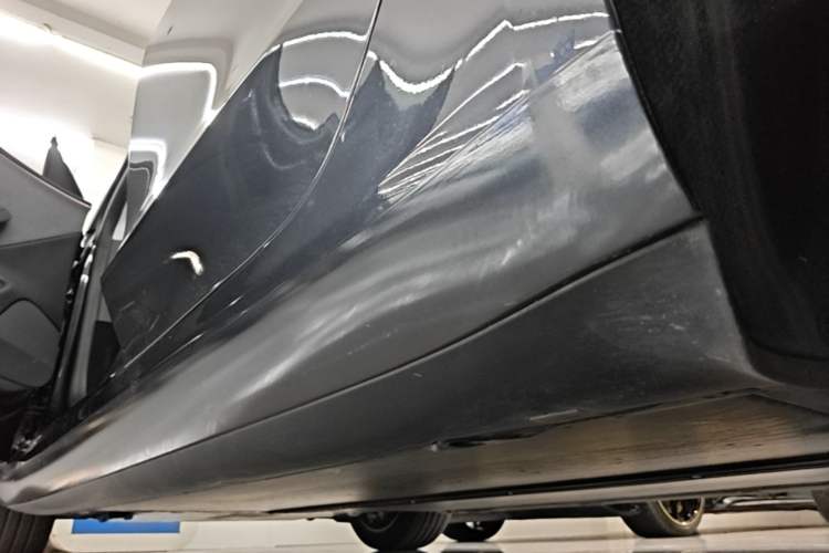 Used Tesla Model 3 2025 Rear-Wheel-Drive Version Left Side Sill