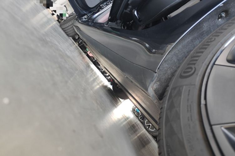 Used Tesla Model 3 2025 Rear-Wheel-Drive Version Left Side Sill