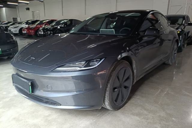 Used Tesla Model 3 2025 Rear-Wheel-Drive Version