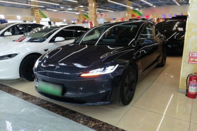 Used Tesla Model 3 2025 Rear-Wheel-Drive Version