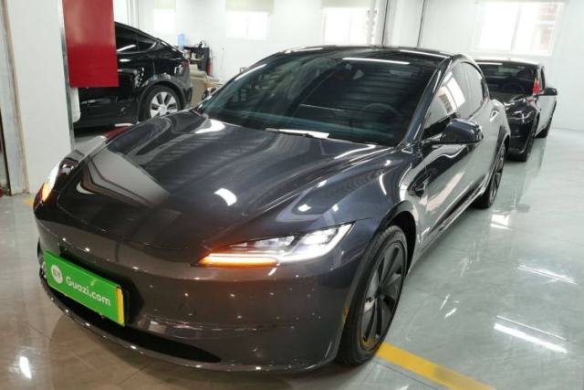 Used Tesla Model 3 2025 Rear-Wheel-Drive Version