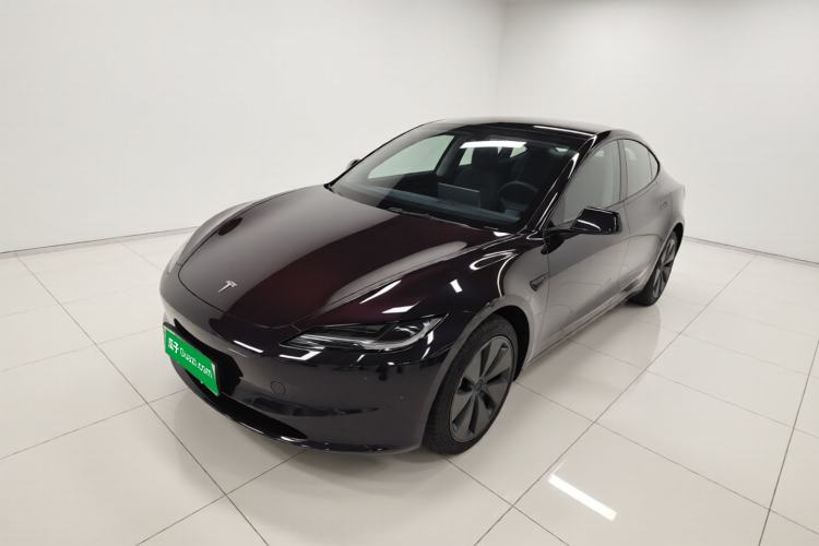 Tesla Model 3 2025 Rear-Wheel-Drive Version