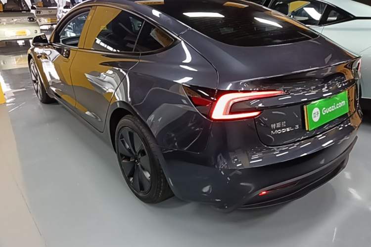 Used Tesla Model 3 2025 Rear-Wheel-Drive Version Rear Left 45 Deg