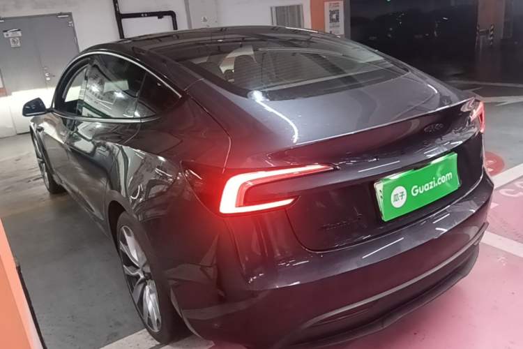 Used Tesla Model 3 2025 Rear-Wheel-Drive Version Rear Left 45 Deg