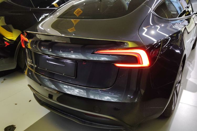 Used Tesla Model 3 2025 Rear-Wheel-Drive Version Rear